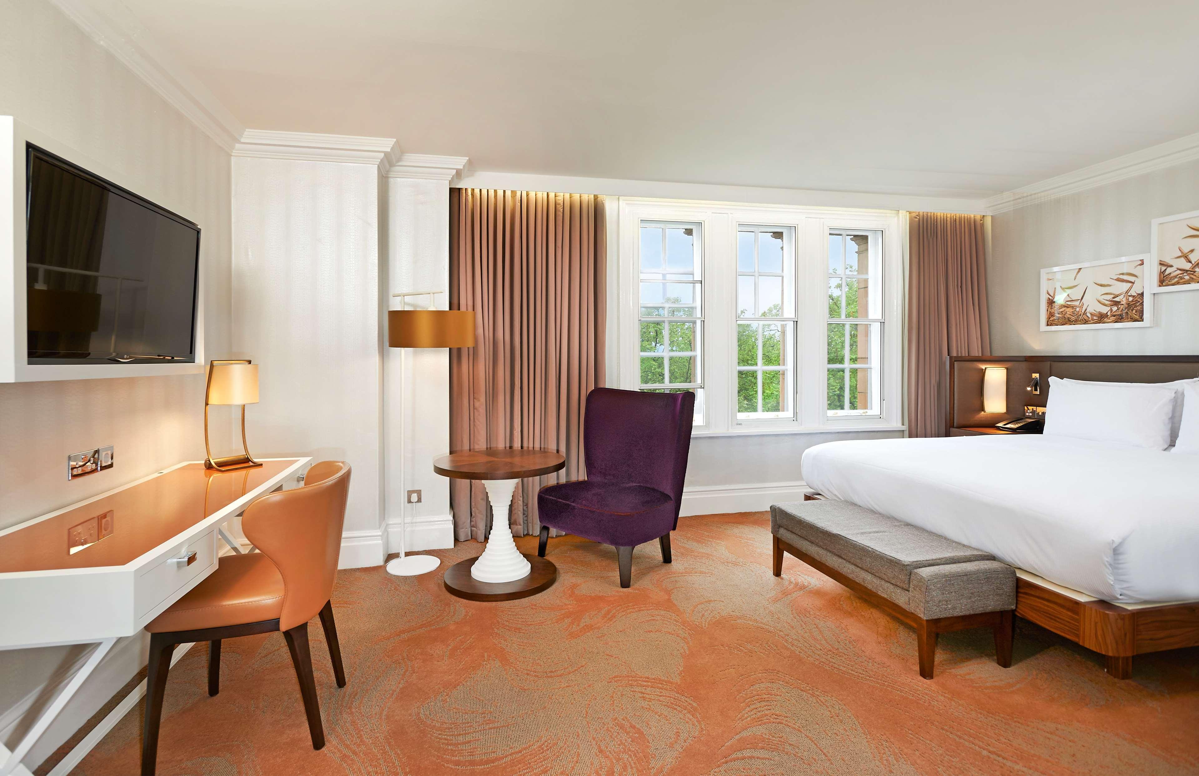 Hilton London Hyde Park Hotel Exterior photo