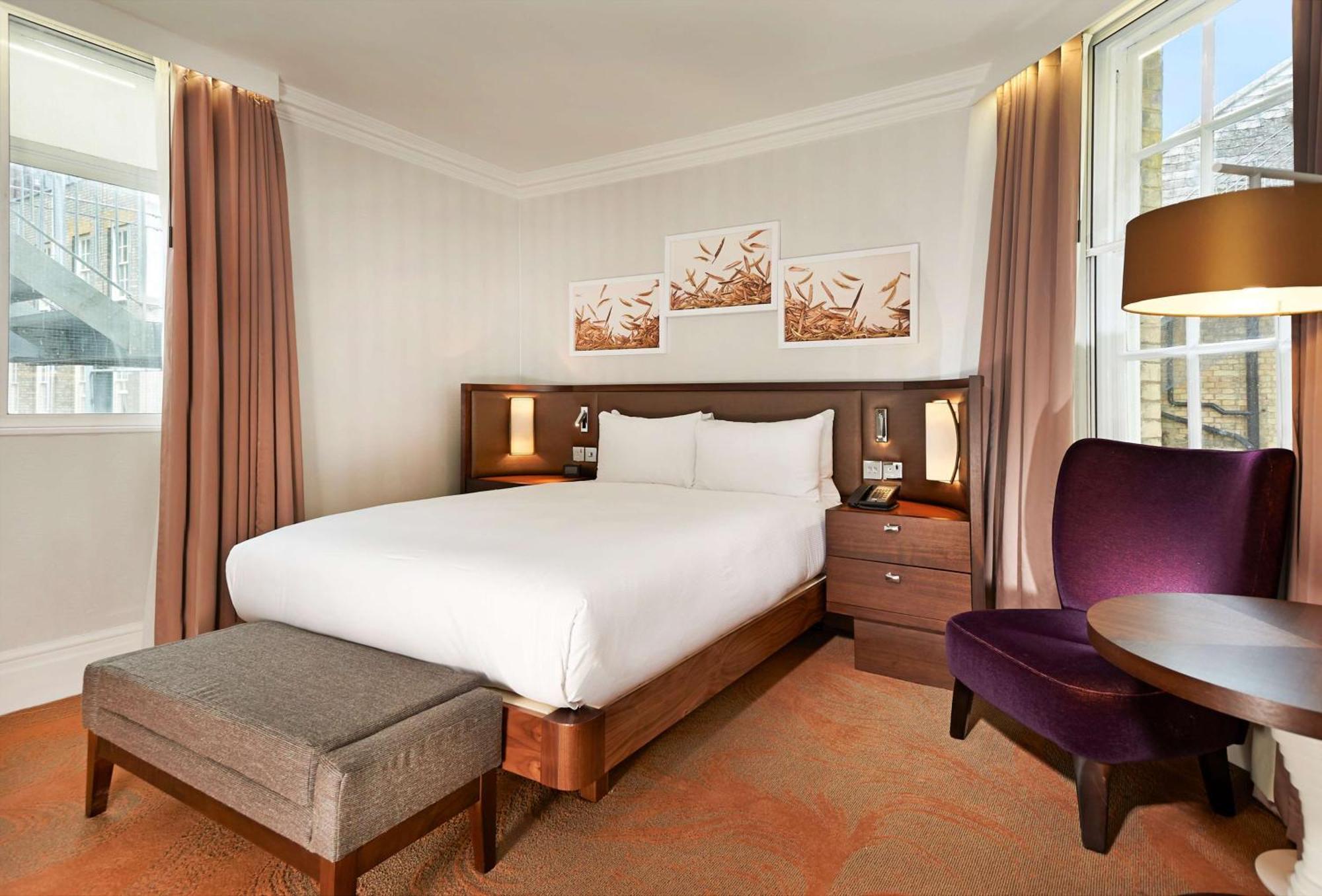Hilton London Hyde Park Hotel Exterior photo
